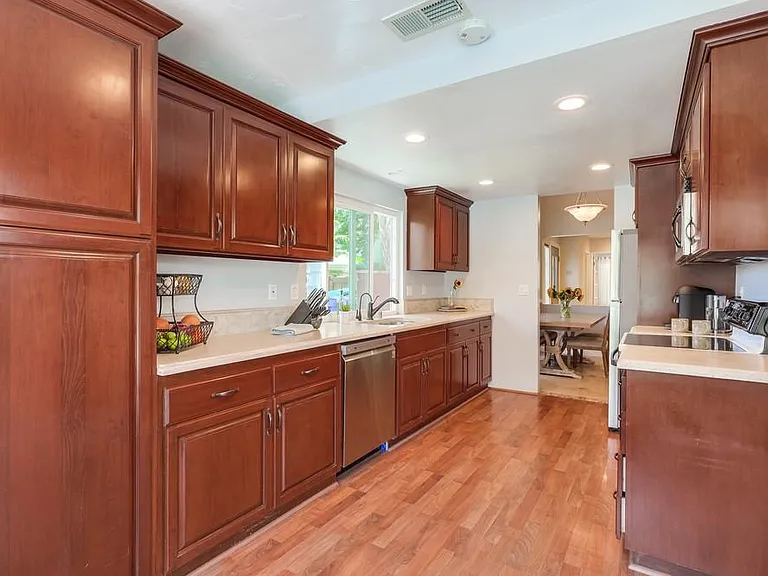 7845 Mission Montana Pl — Photo 10