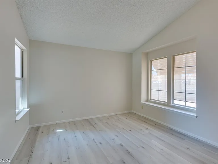 582 Searchlight Dr — Photo 22