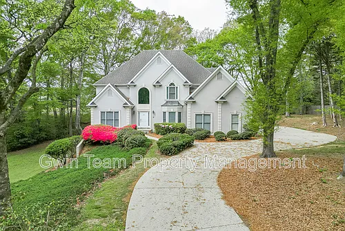 9345 Riverclub Pkwy Photo 1