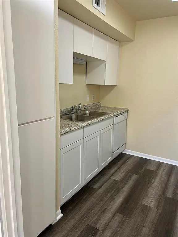 2 bed, 2.0 bath, 931 sqft, $1,175 — Photo 1