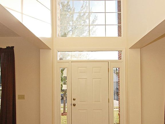 3rd image of 6693 Amherst Way