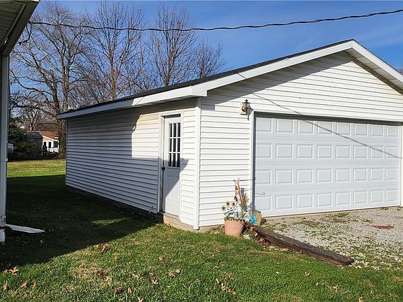 4th image of 408 W Lincoln Dr