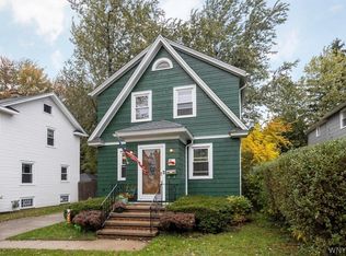 26 Coolidge Dr, Amherst, NY 14226