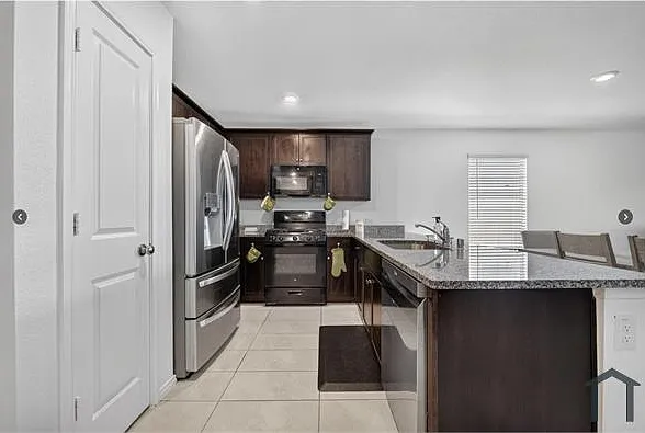 3 bed, 1500 sqft, $3,000 — Photo 4
