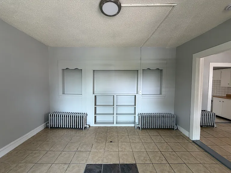 106 Rockwell Ave #2 — Photo 4