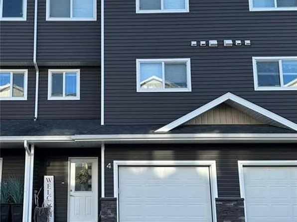 UNIT 4-1060 Parr Hill DRIVE, Martensville, SK S0K 2T1