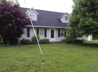 203 Heather Ln, Pandora, OH 45877