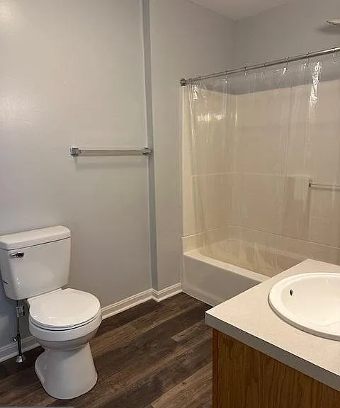 116 Cumberland St — Photo 12