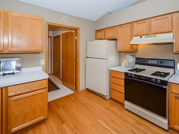 5th image of 6793 Jenny Ln