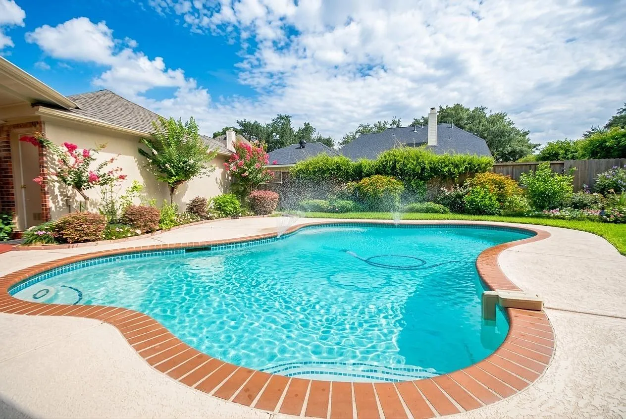 4 bed, 3.5 bath, 3058 sqft, $3,850 — Photo 2