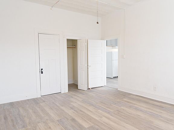 5th image of 602 Graydon Ave APT 2