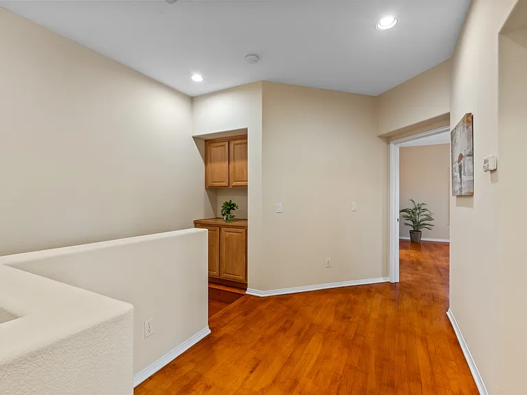 11454 Miro Cir — Photo 35