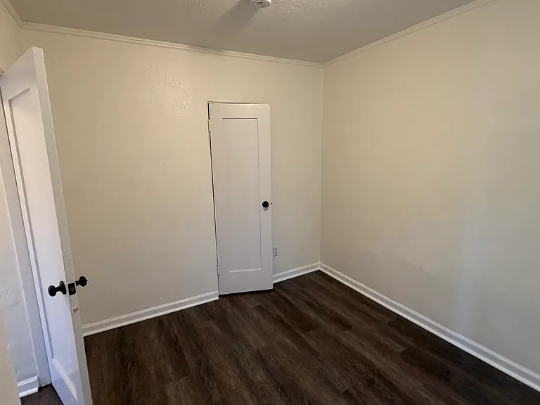 3604 N Griffin Ave — Photo 22