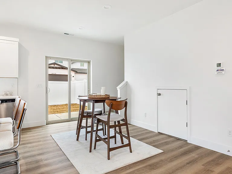 1074 S Underwood Pl #120 — Photo 9