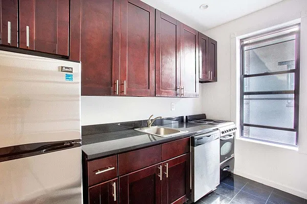 Rented by Bold New York | media 7