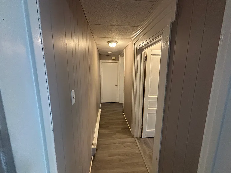 409 W Broad St #7 — Photo 4