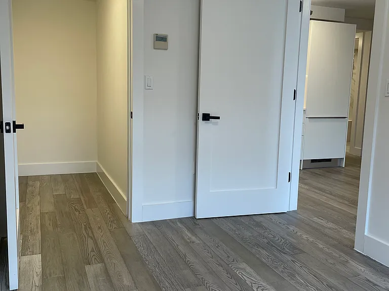 2218 Ocean Ave — Photo 9