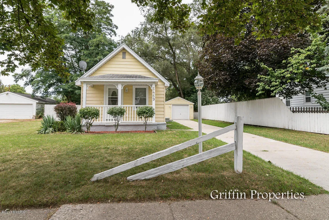 5469 Haughey Ave SW photo 1