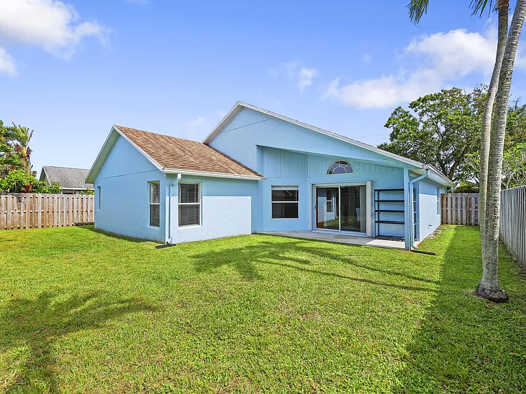 6238 Pompano St — Photo 43
