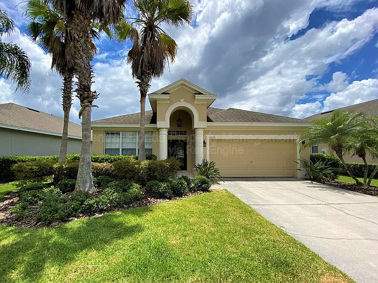 9376 Ravens Willow Dr — Photo 1