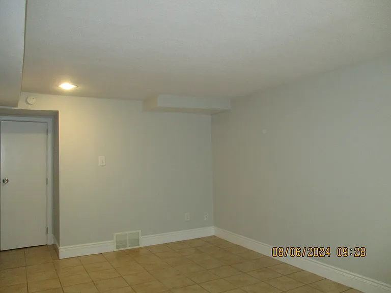 3238 N 84th Pl — Photo 5