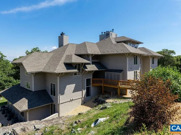 3227 N Ridge Ln, Roseland, VA 22967