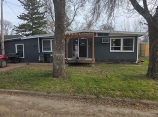 332 3rd St, Campbell, MN 56522