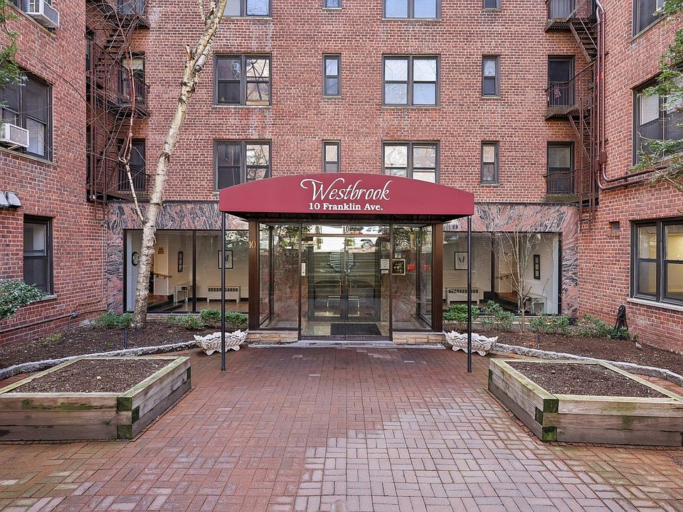 1st image of 10 Franklin Avenue #4L