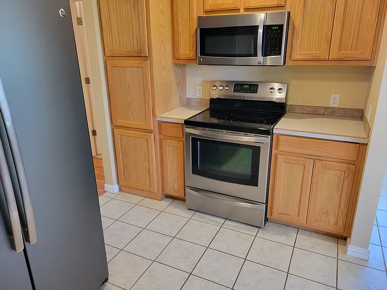 2301 Jadyn Ln — Photo 15
