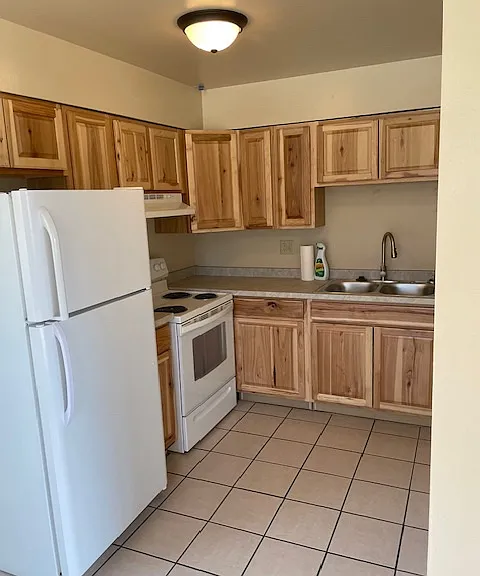 1158 Magnolia St #1158 — Photo 2