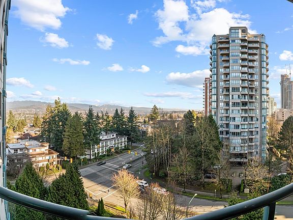 2nd image of 4567 Hazel St #1001