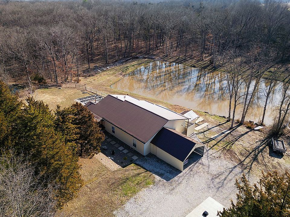 1st image of 1851 E Pinnacles Rd