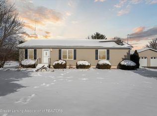 6830 Ditch Rd, Chesaning, MI 48616