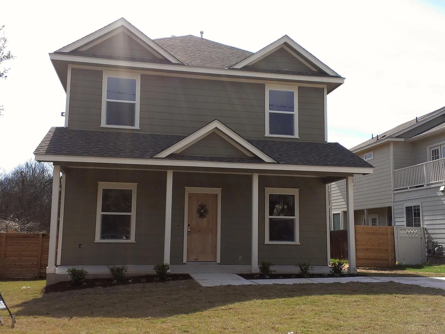 2803 Goodwin Ave — Photo 1