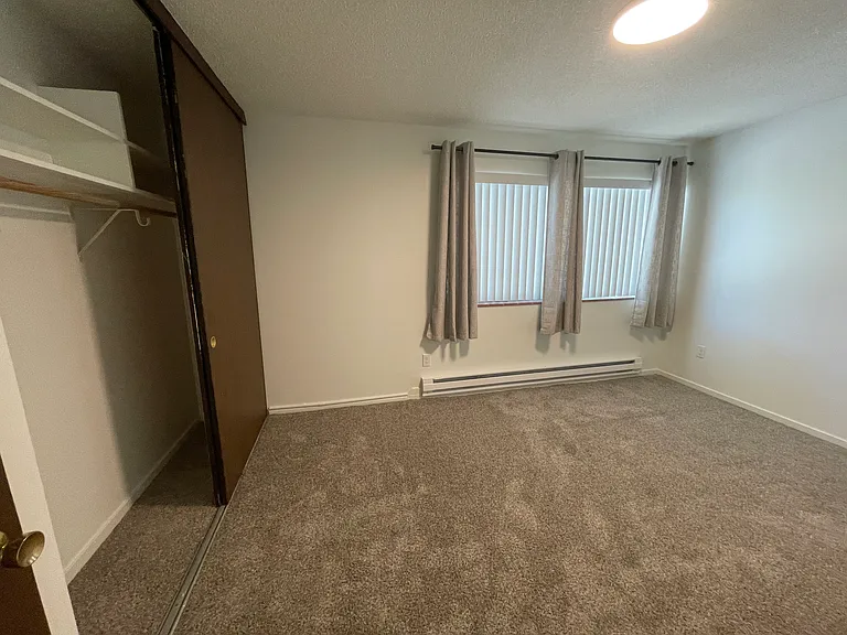 712 E 6th Ave #104 — Photo 6