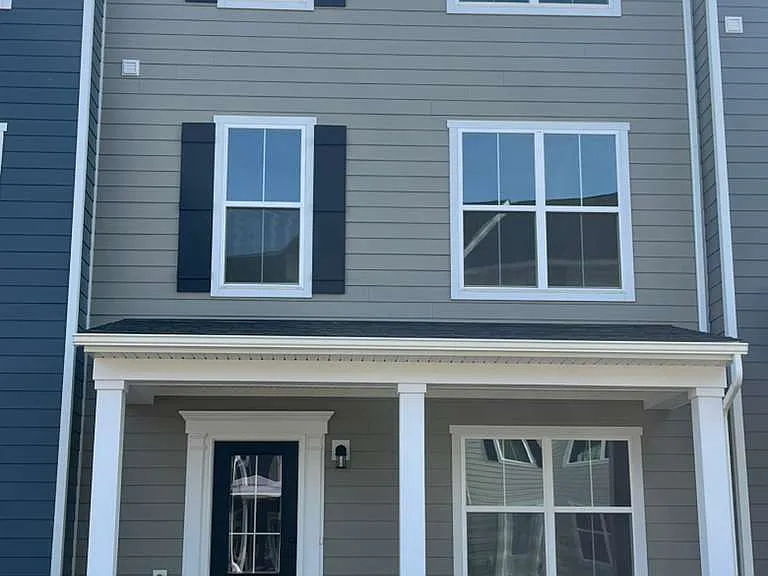 1071 Balsam Ln — Photo 1
