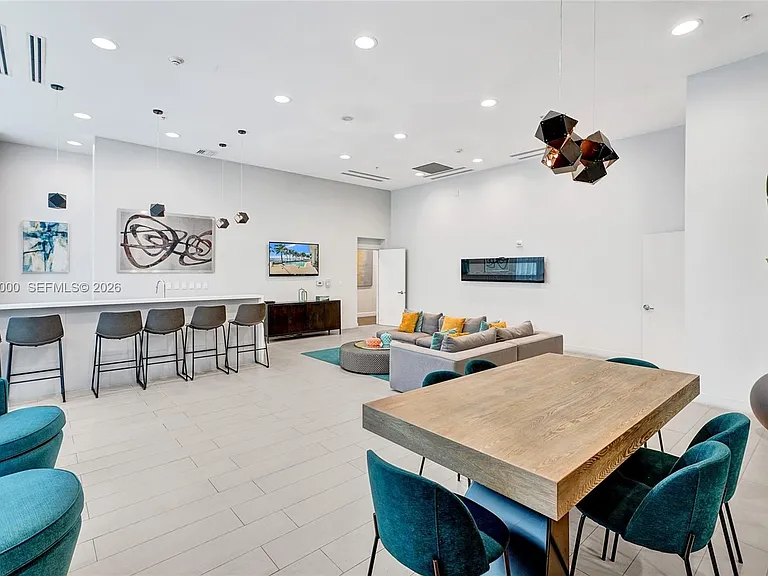 665 NE 25th St #2303 — Photo 21
