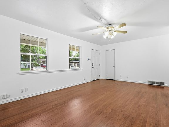 3rd image of 9861 San Lea Dr