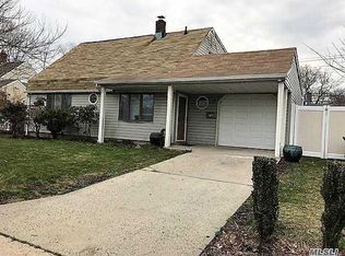 74 Carnation Rd, Levittown, NY 11756