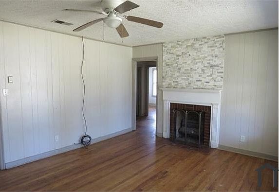 5th image of 1911 Lionel St