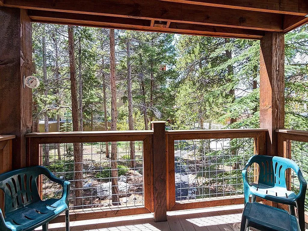 Deck and outlook - 700 Snowberry Ln #201