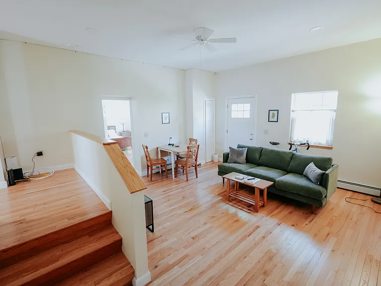 114 Field St #3 — Photo 1