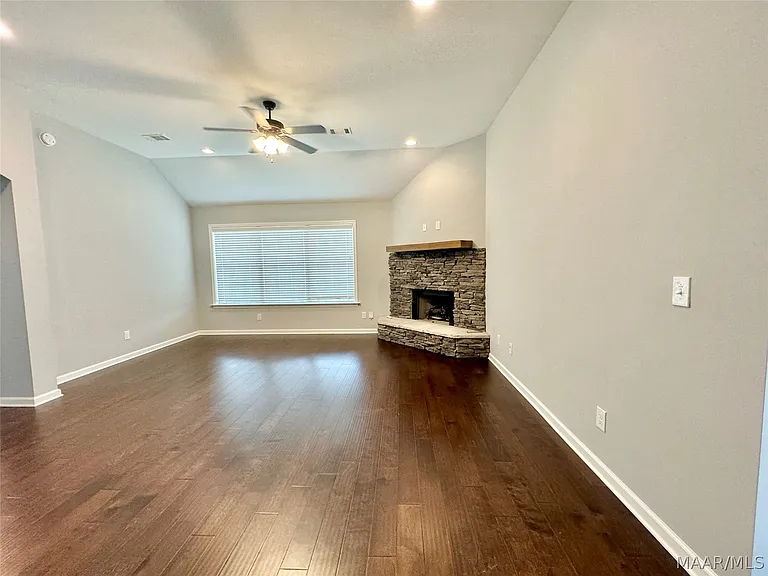 9243 Crescent Lodge Cir — Photo 5