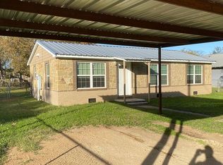 224 W Church St, Strawn, TX 76475