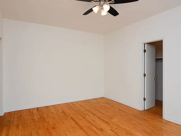 1555 N Mohawk St #C4 — Photo 12