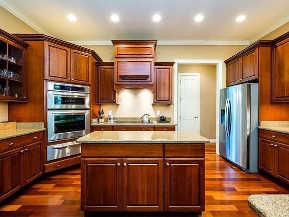 5th image of 5221 Mandiberry Ln