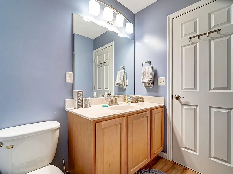 3234 Walkerview Dr — Photo 40