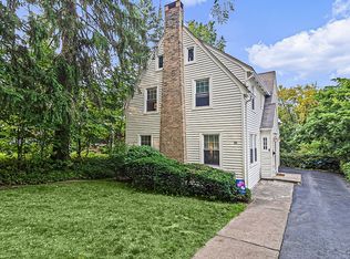 60 Paris Rd, New Hartford, NY 13413