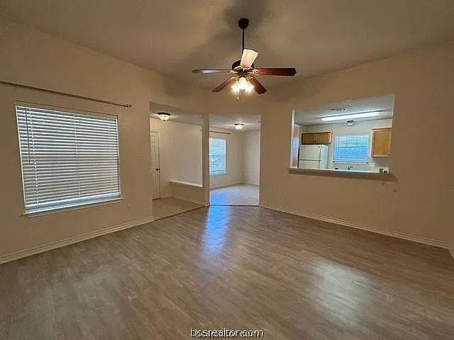 3 bed, 1338 sqft, $1,425 — Photo 3