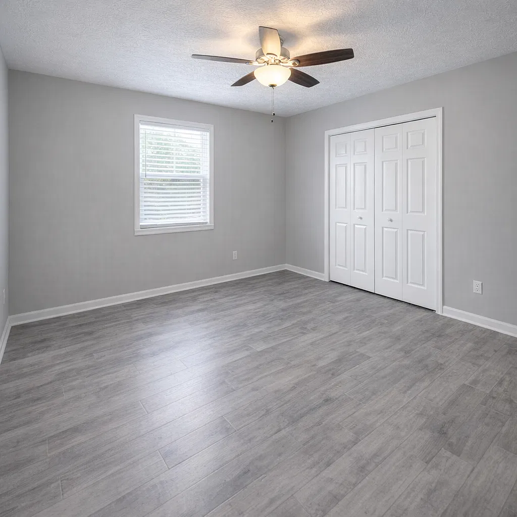 2 bed, 850 sqft, $999 — Photo 2
